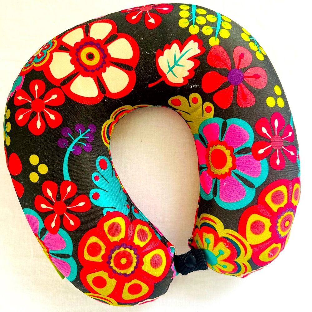 Lily Bloom Neck Pillow